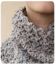 Cowl Detail Photo1